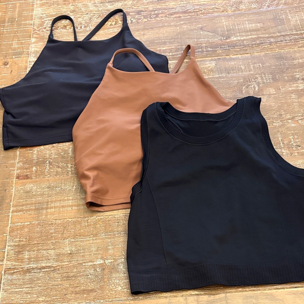 Women's Old Navy Athletic Tops size large